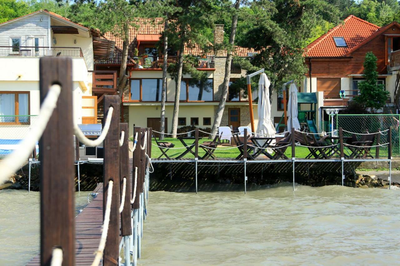 Royal Mediterran Siófok Exterior foto